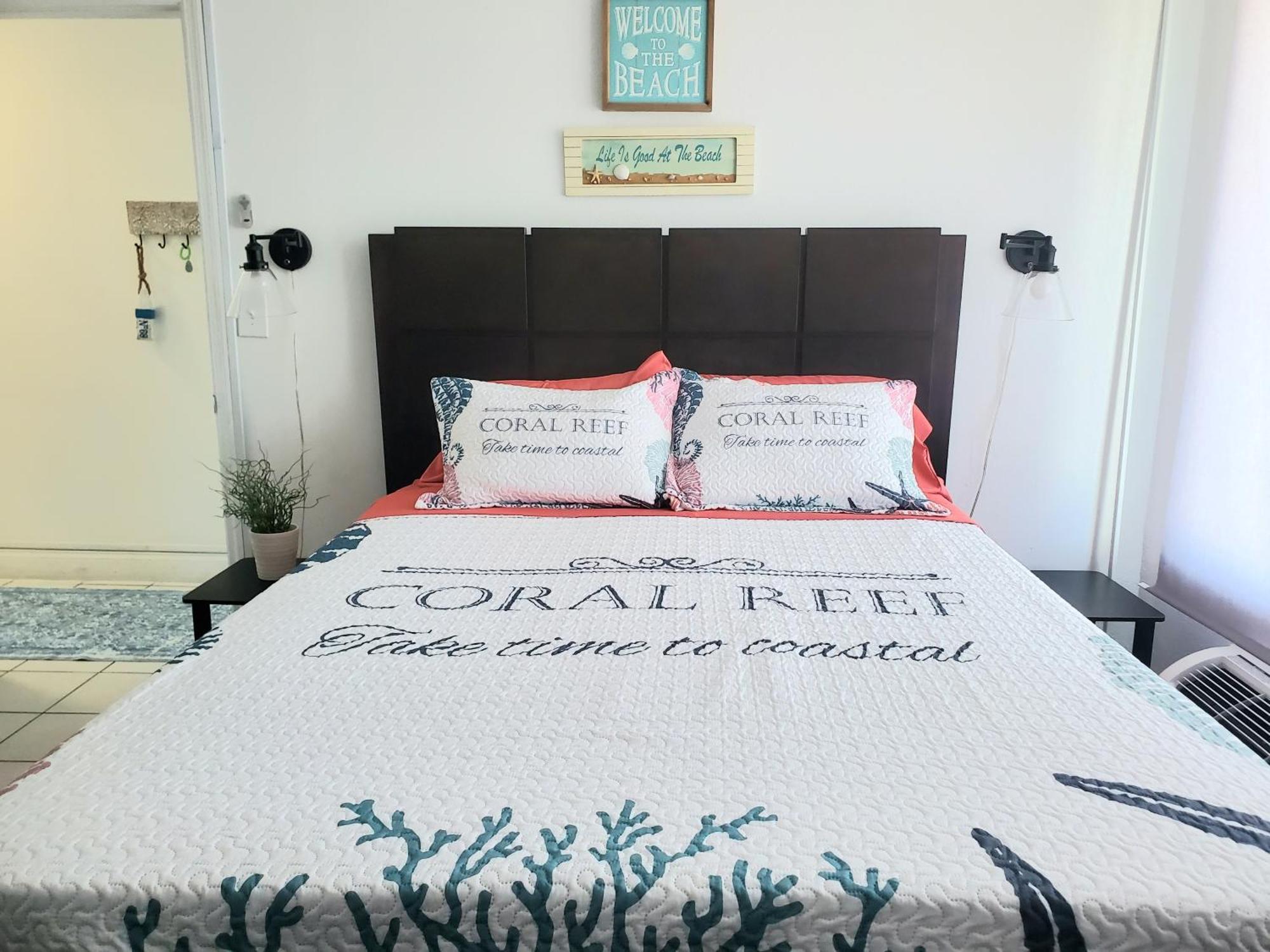 Beachside Bliss Ocean Views & Endless Fun Daytona Beach! エクステリア 写真